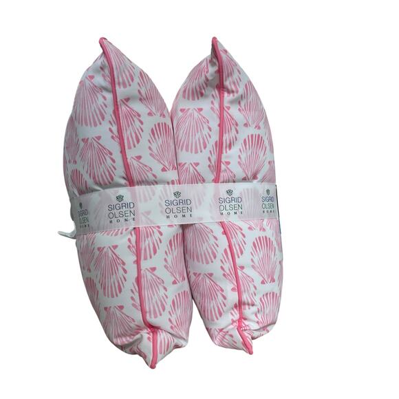 Sigrid Olsen Pink Seashell Indoor Outdoor Pillows 18x18 2pk Coastal Decor NEW - Picture 9 of 13